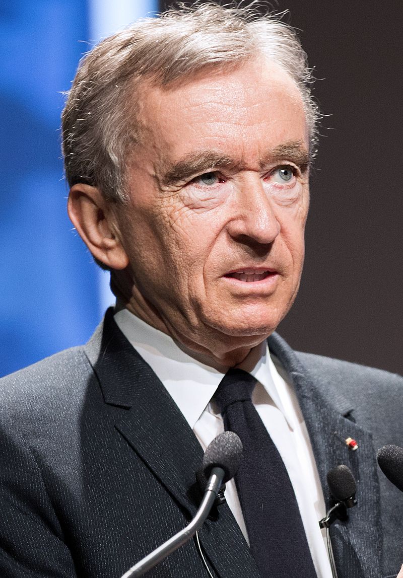 QUEM É BERNARD ARNAULT?