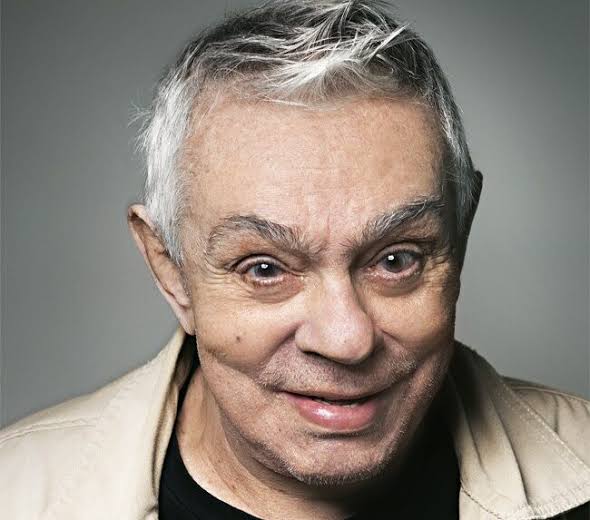 CHICO ANYSIO, CONHEÇA A BIOGRAFIA DO MAIOR COMEDIANTE BRASILEIRO